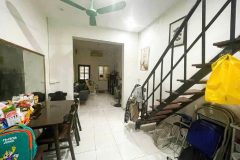 Nhỉnh 3 tỷ bán nhà tập thể tầng 2+3 bạch mai thanh nhàn hai bà trưng