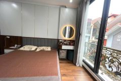 Siêu phẩm Lạc Long Quân – Nhà phân lô 7 tầng mới xây, oto vào nhà – Chỉ hơn 13 t