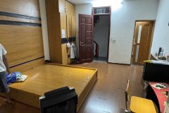 Giảm gần nửa tỷ cần bán nhà giáp nhị 5 tầng long lanh VF3 đỗ cửa hoàng mai