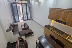 BÁN NHÀ - ĐỨC GIANG - VIỆT HƯNG - NHÀ 5 TẦNG DÂN XÂY CHẮC CHẮN - MẶT NGÕ Ô TÔ