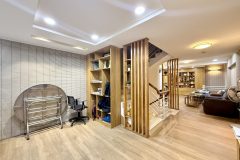BÁN NHÀ SƯ VẠN HẠNH -  QUẬN 10 – HẺM NHỰA OTO NỘI THẤT CAO CẤP