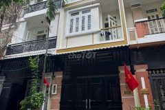 NHÀ ĐẸP- GIÁ TỐT - CẦN BÁN NHANH  NHÀ 4 LẦU KHU DÂN CƯ HƯNG PHÚ , Tp HCM