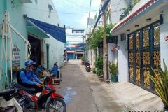 NHÀ ĐẸP – GIÁ TỐT–CHÍNH CHỦ CẦN BÁN NHÀ Tại Đ. BÀNH VĂN TRÂN, P.11, Q.TÂN BÌNH,