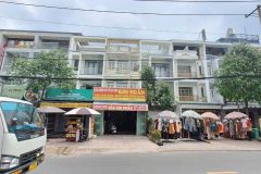 BÁN NHÀ GÓC 2 MT ĐƯỜNG NGUYỄN THỊ BÚP 18X25M