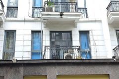 Bán nhà đẹp Thạch Bàn 12 tỷ 60m gần phố,gần công viên