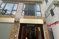 Phố Việt Hưng 8 tỷ thang máy,40m sổ đỏ Long Biên