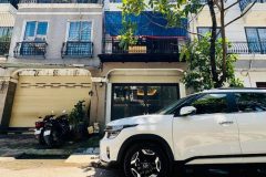 Bán nhà về quê Việt Hưng 12 tỷ thang máy,60m sổ đỏ Long Biên