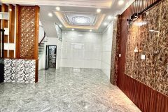 Hẻm đẹp nhất  Lê Văn Quới.oto đậu cửa,nhà 3/ nhưng sát mặt tiền đường,1 trục