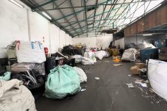 Cho thuê kho 500m2, tại Đức Giang, hợp đồng lâu dài , đường rộng, container vào