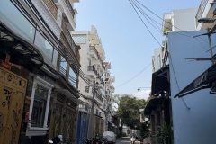 Chủ Giảm Mạnh 500 Triệu, ngay hương lộ 2. Nhà Còn 5.5 Tỷ.