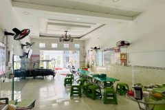 [H2685*] Nhà 2 Tầng Diện Tích Khủng 180m2 Sát Chợ Cầu - Giá 9.x Tỷ