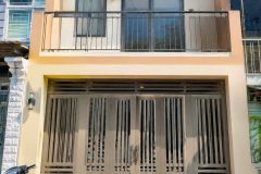 NGAY TRỤC NGUYỄN CHÍ THANH - NGÔ QUYỀN QUẬN 10 - TRƯỚC NHÀ 4M THOÁNG - NGANG 4M