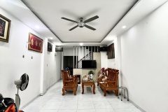 Kẹt ngân hàng gấp bá n nhà phố 4 tầng Đoàn Giỏi- ngay Aoen Tân Phú.Tầm giá dễ