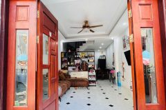 Chính chủ cần bán gấp căn nhà 3 tầng tại đường Hoa Thám, xã La Phù, Hoài Đức,