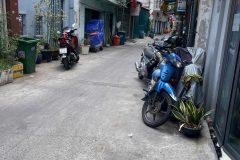 BÁN NHÀ HẺM 118 BÙI VĂN BA – GIÁ CHỈ 1,88 TỶ – ĐANG CÓ DÒNG TIỀN CHO THUÊ