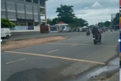 CHO THUÊ NHÀ NGUYÊN CĂN MẶT TIỀN KINH DOANH ĐƯỜNG LÃ XUÂN OAI