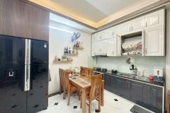 Bán nhà thanh lân 5 tầng long lanh dân xây ở ngay gần phố hoàng mai