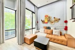 BÁN NHÀ LÔ GÓC, NGÕ NÔNG – Ô TÔ VÀO NHÀ – 41M² – LONG BIÊN – GIÁ 7.95 TỶ