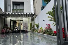BÁN NHÀ PHỐ 100M², SHR, HOÀN CÔNG, NỘI THẤT CAO CẤP, GIÁ 1.9 TỶ.
