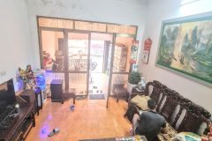 Bán 137M mặt phố yên sở tặng nhà hoàng mai