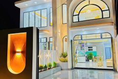 BÁN NHÀ 1 TRỆT 1 LẦU - TRUNG TÂM P4 - TÂN AN - DT 85m2 - GIÁ 2.2 TỶ - SHR