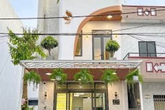 NHÀ 1 TRỆT 1 LẦU 103,7M², VỊ TRÍ ĐẸP, FULL NỘI THẤT, KINH DOANH, 2.5 TỶ.