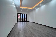 Bán nhà mặt phố lĩnh nam 5 tầng thang máy long lanh kinhdoanh ngày đêm hoàng mai