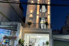 Nhà phố vip mặt tiền kinh doanh full nội thất cao cấp q12