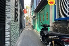 Bán nhà Đoàn Văn Bơ, 24m2; 3 tầng; 2PN; 5 phút đến Quận 1; sổ hồng