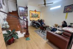 Bán nhà ngũ nhạc 4 tầng dân xây 1 nhà ra phố hoàng mai