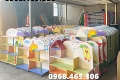Kệ gỗ 3 tầng mầm non, kệ gỗ MDF nhiều màu