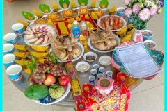 Gà và vịt trên mâm cúng: biểu tượng tâm linh và ý nghĩa sâu sắc
