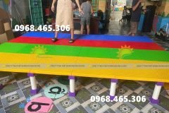 Sàn bục sân khấu lắp ghép mầm non bằng nhựa nhập khẩu