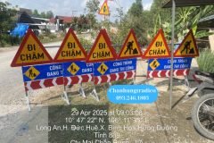 Biển Báo Công Trường Đang Thi Công 2025 - Đảm Bảo An Toàn Giao Thông