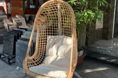 Ghế xích đu mây đan caro