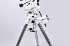 Kính thiên văn Bosma tổ hợp D150F1800 kèm chân CG4