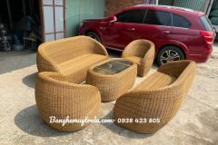 Sofa mây nhựa phòng khách