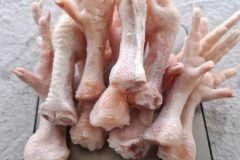 Cập nhật bảng giá chân gà đông lạnh mới nhất