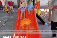 Cầu trượt trẻ em máng nhựa cho trường mầm non, khu vui chơi