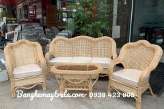 Bàn ghế sofa mây tự nhiên kết hợp lưới mắt cáo