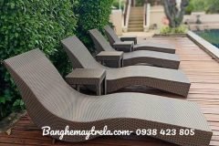 Ghế dài hồ bơi