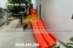 Cầu trượt trẻ em ngoài trời, cầu trượt sắt máng nhựa giá rẻ