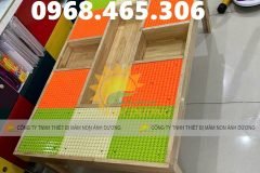 Bàn lego trẻ em bằng gỗ, bàn chơi cát trẻ em, tường lego trẻ em