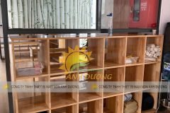 Kệ gỗ đựng cặp dép mầm non, tủ gỗ đựng cặp mầm non