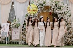 Áo dài bưng quả bigsize – mặc thoải mái, lên hình xinh