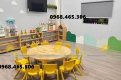 Bàn gỗ mầm non, bàn mặt gỗ gập chân mầm non, ghế gỗ mầm non