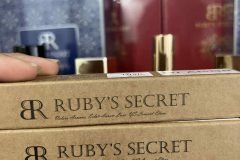 Chinh Phục Mọi Ánh Nhìn Với Mùi Hương Ruby’s Secret – Đẳng Cấp Mọi Lúc, Mọi Nơi!