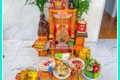 Mâm cúng thần tài – thổ địa giúp kinh doanh phát đạt tại Cần Thơ.