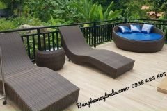 Ghế tắm nắng mây nhựa