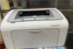 Máy in HP P1102 đã sử dụng nhỏ gọn, in đơn hàng, in  văn bản nhanh chóng